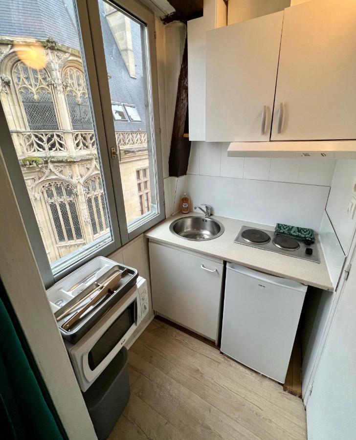 Studio Au Coeur De Rouen, 4 Personnes, Calme & Elegant Buitenkant foto